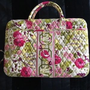 Vera Bradley Laptop Case in Retired Print